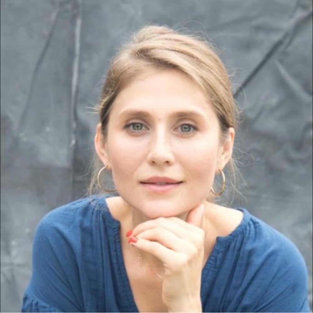 Meet your Posher, Milla